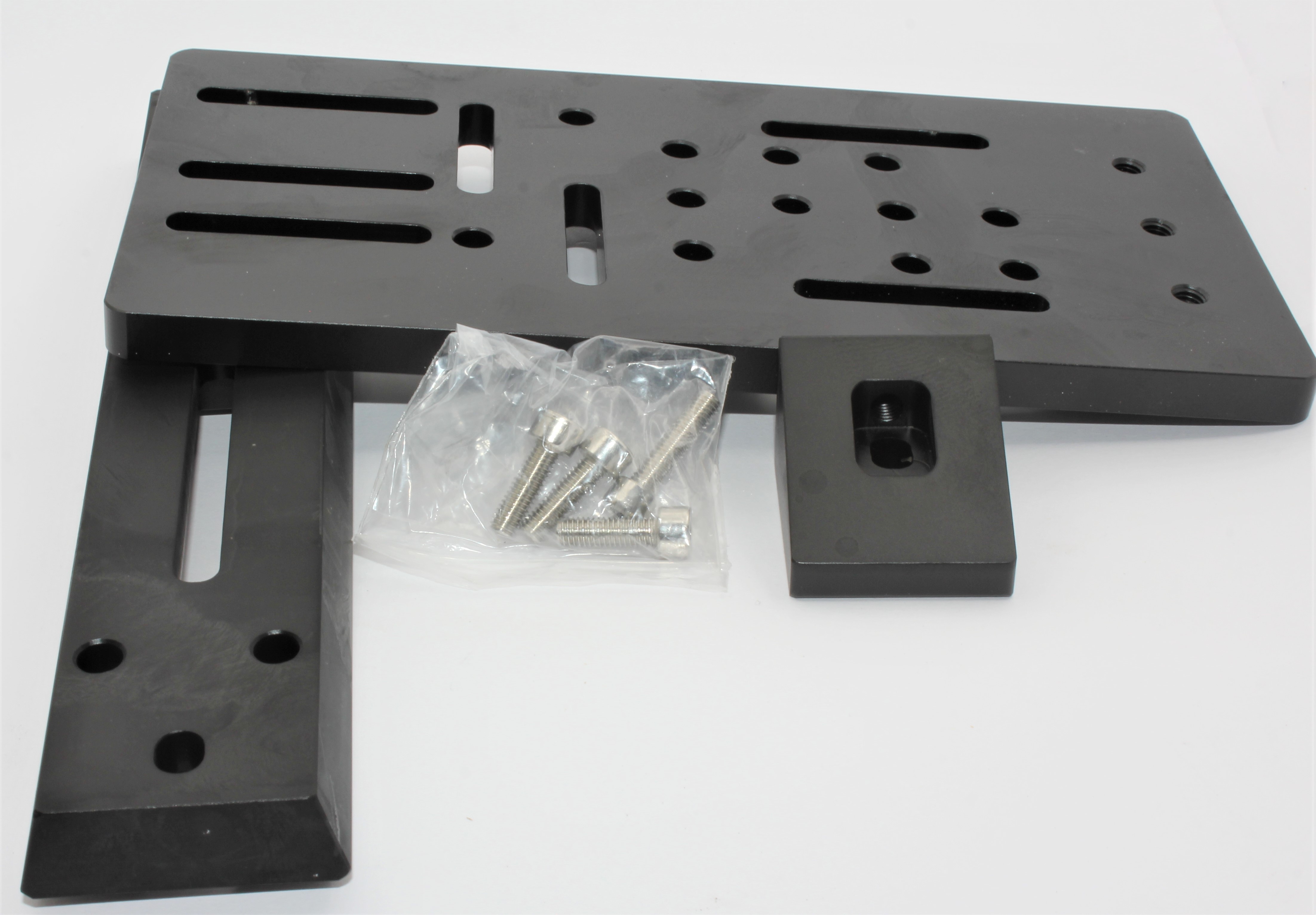 Sirius Large Adjustable L-Bracket